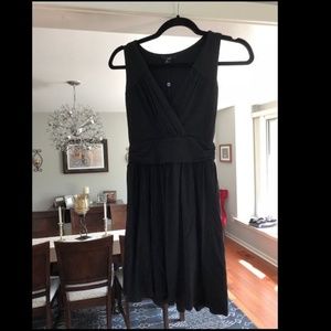 *BRAND NEW* Tart Collection V-Neck Black Dress - S